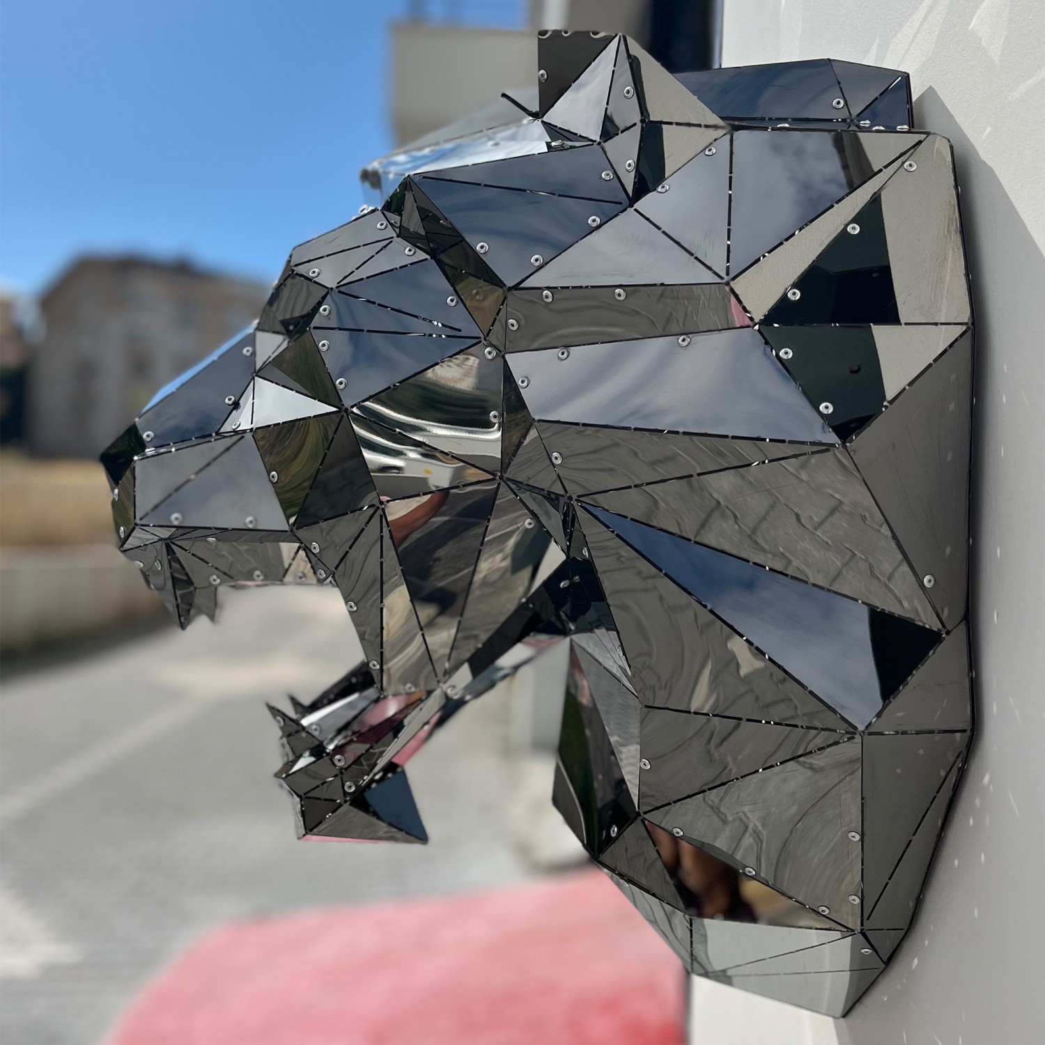 Lion Head Version 2 L Titanium-Coated Stainless Steel Decor