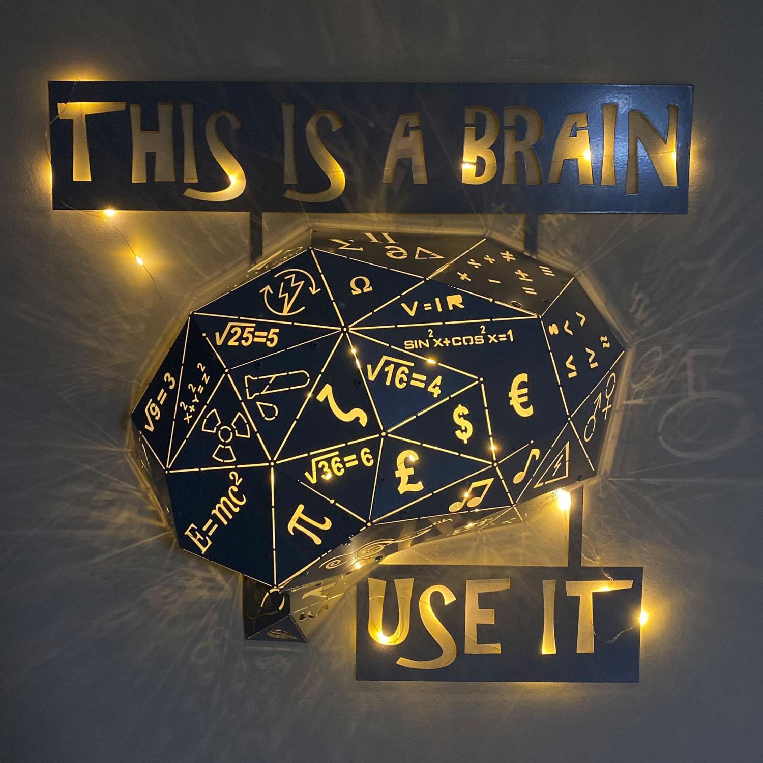 DIES IST EIN GEHIRN V1 | 3D Metal Gehirn-förmige Wanddekoration-M